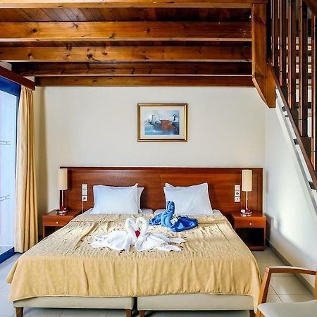 Adelais Hotel Tavronitis Buitenkant foto